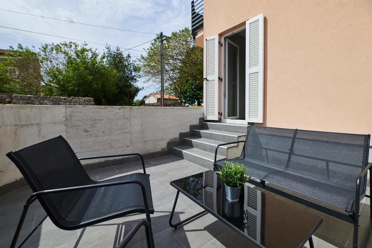 Villa Dvori Basanija Exterior photo